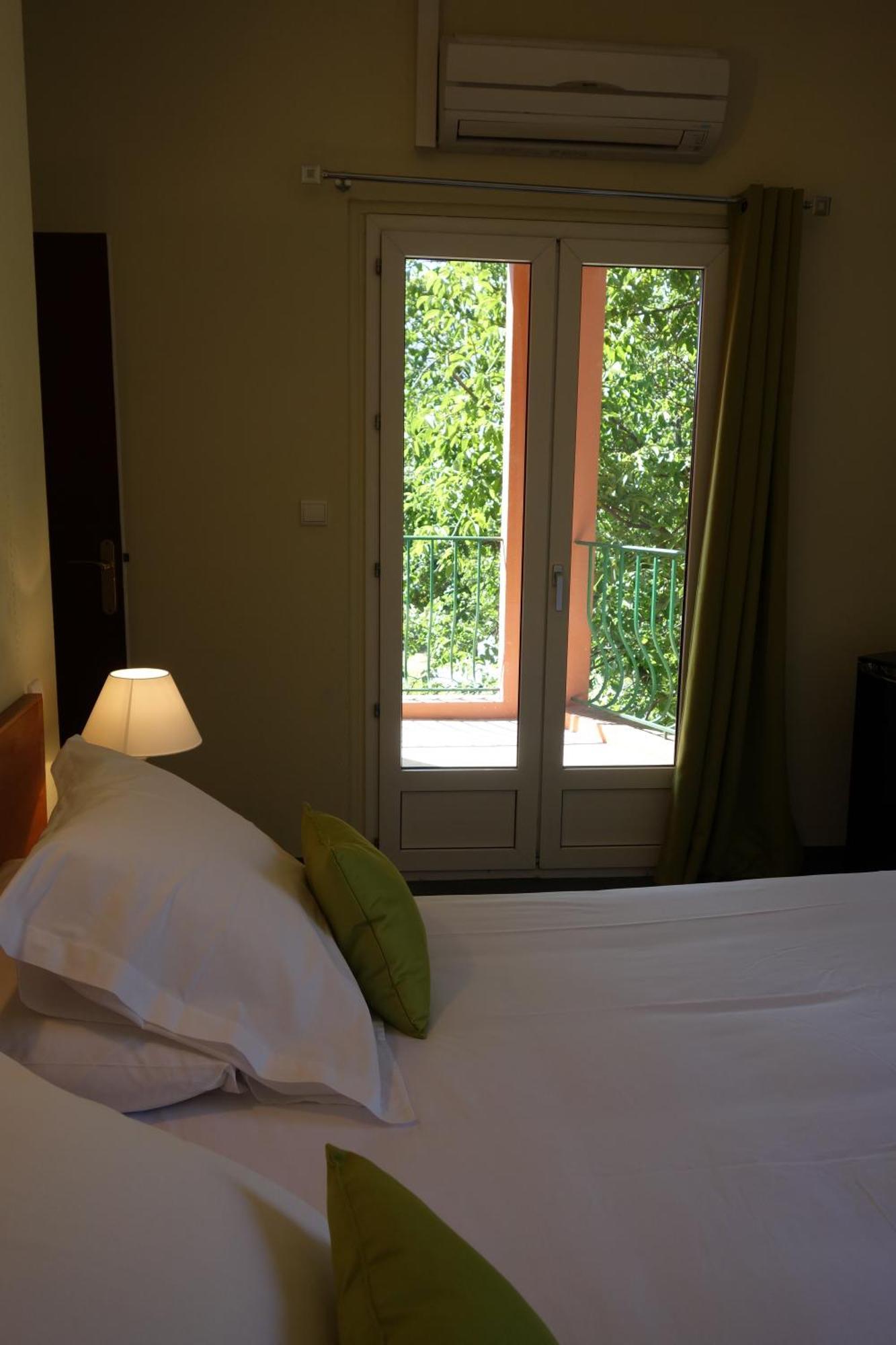 Hotel Le Prejoly Saint-Vallier-de-Thiey Phòng bức ảnh