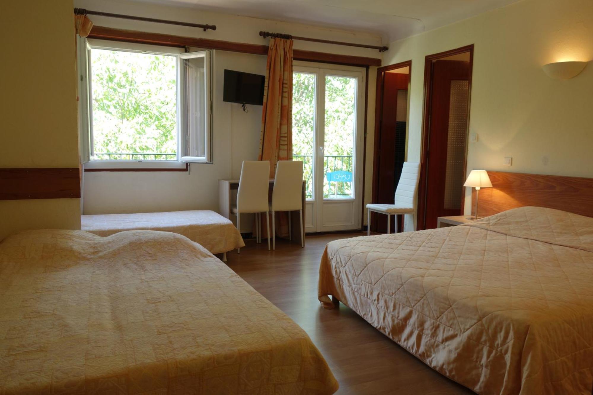 Hotel Le Prejoly Saint-Vallier-de-Thiey Phòng bức ảnh