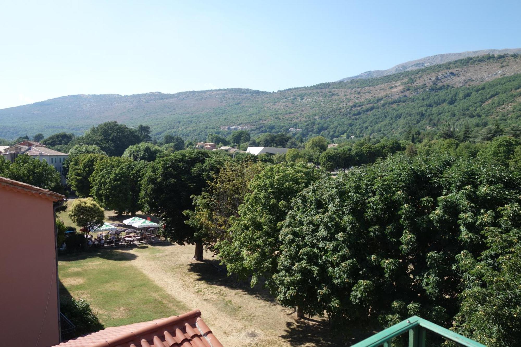 Hotel Le Prejoly Saint-Vallier-de-Thiey Phòng bức ảnh