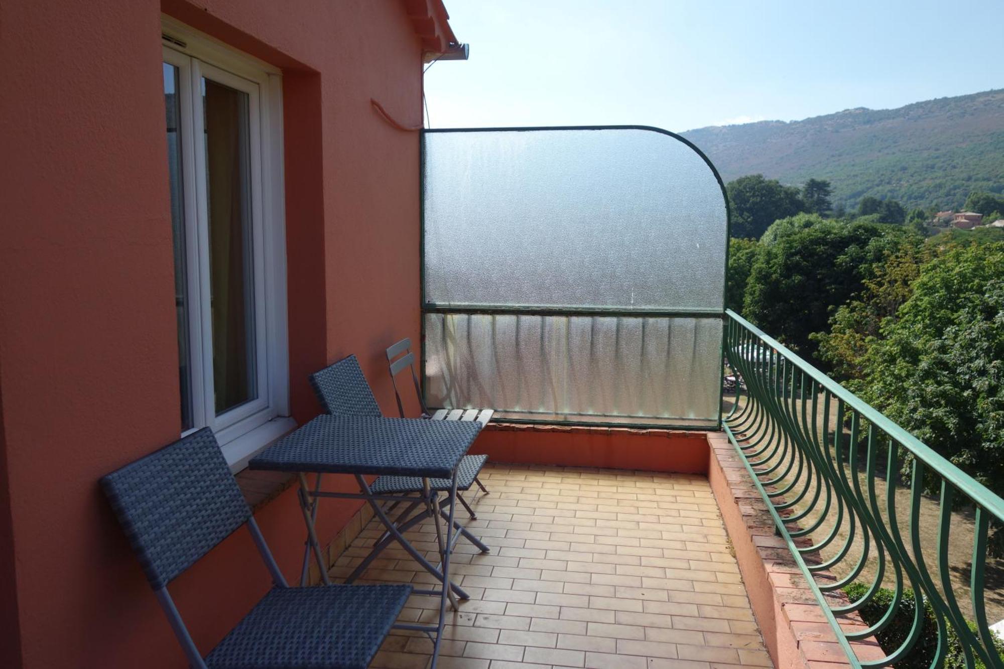 Hotel Le Prejoly Saint-Vallier-de-Thiey Phòng bức ảnh